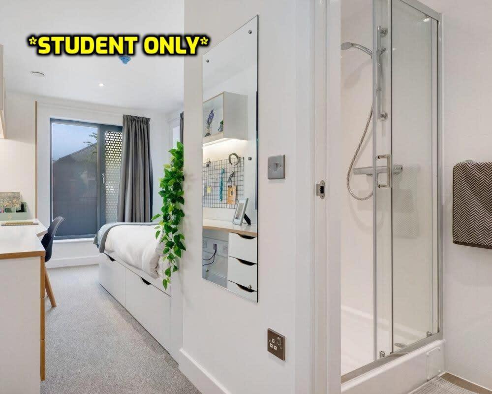 Student Only Zeni Ensuite Rooms, 콜체스터 외부 사진