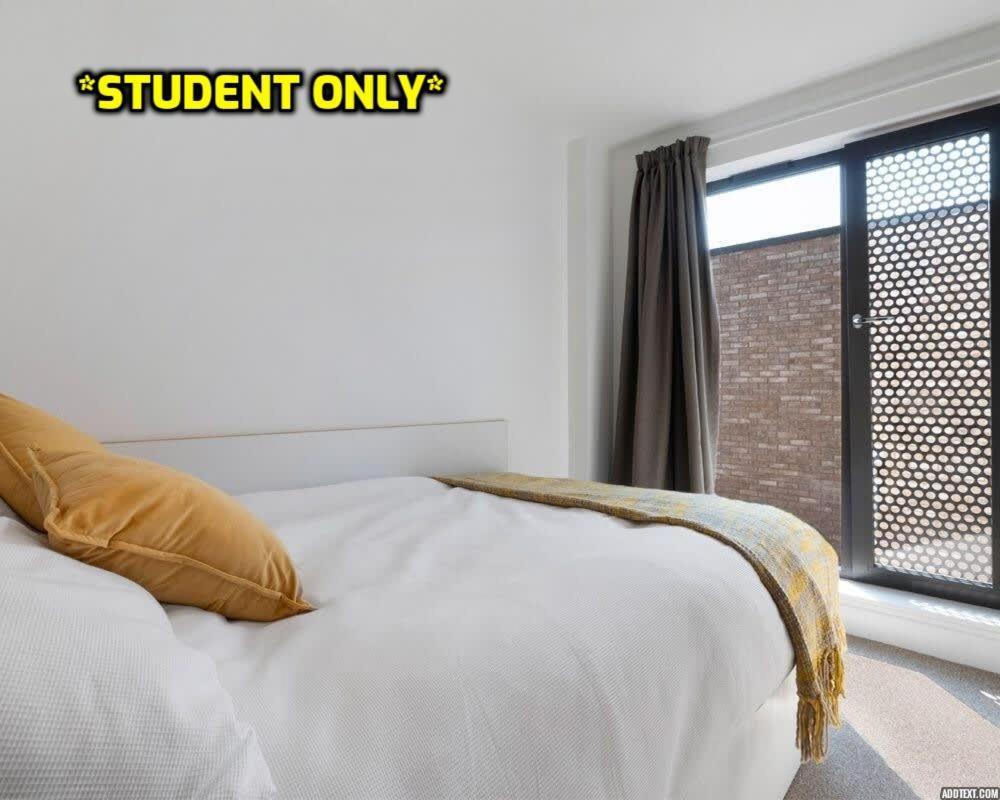 Student Only Zeni Ensuite Rooms, 콜체스터 외부 사진